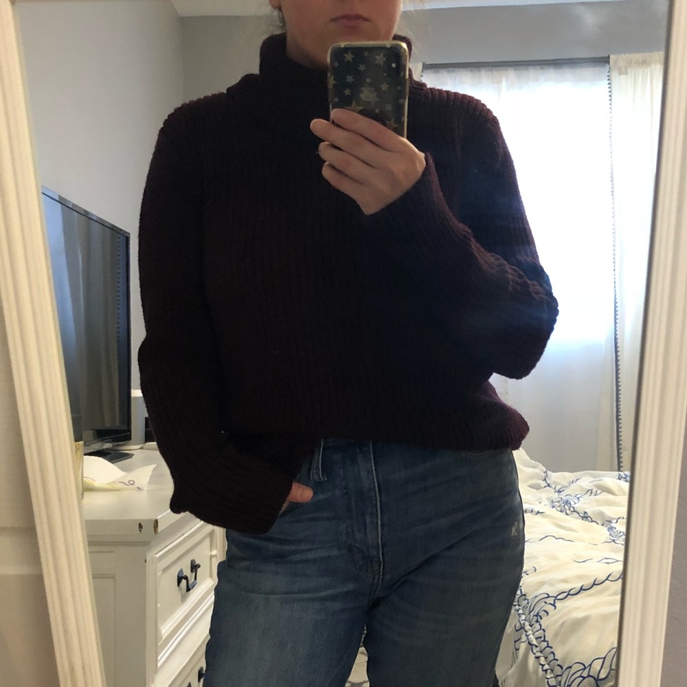 Maroon Abercrombie Turtleneck sweater.